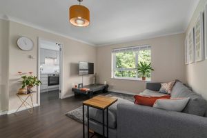 Lounge- click for photo gallery